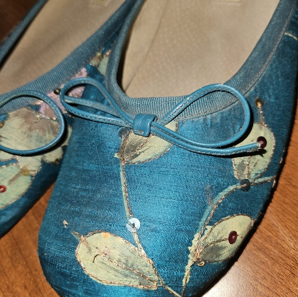 Naked Feet Womans Turquoise Flats Size 11 - Picture 10 of 10